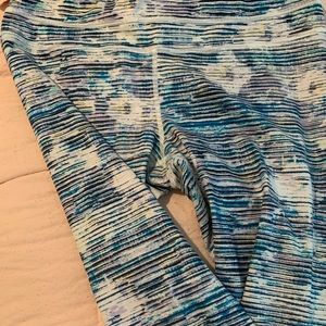 Blue multicolor Lululemon leggings!